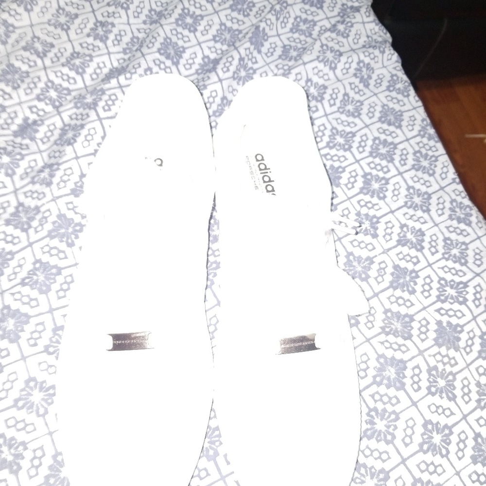 Shoes - Picture 6 of 8